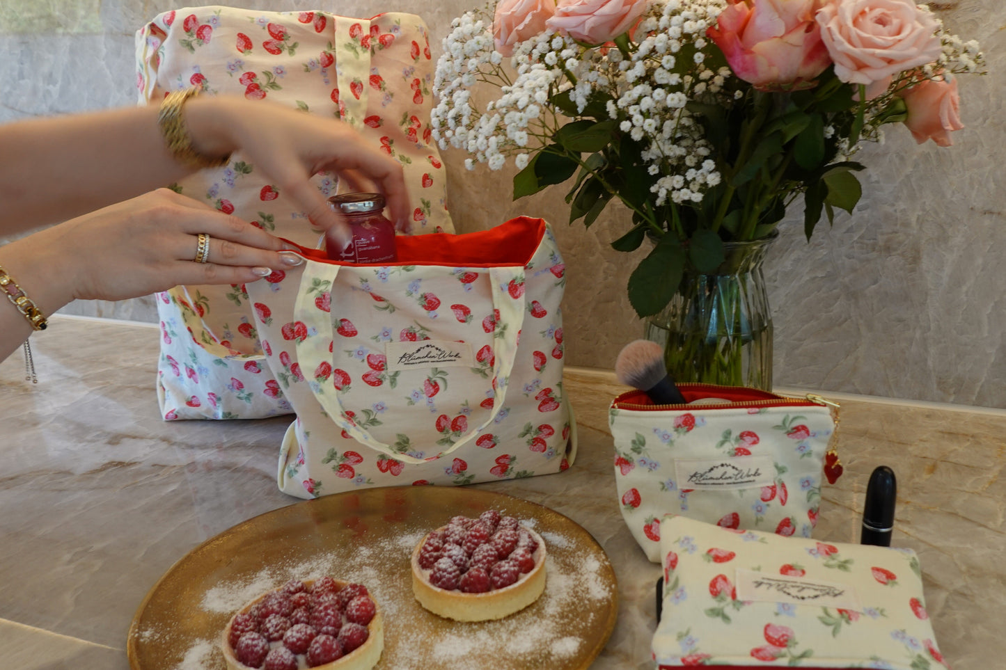 Mini-Necessaire Erdbeeren