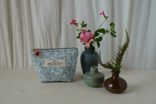 Mini-Necessaire Blaue Blumen
